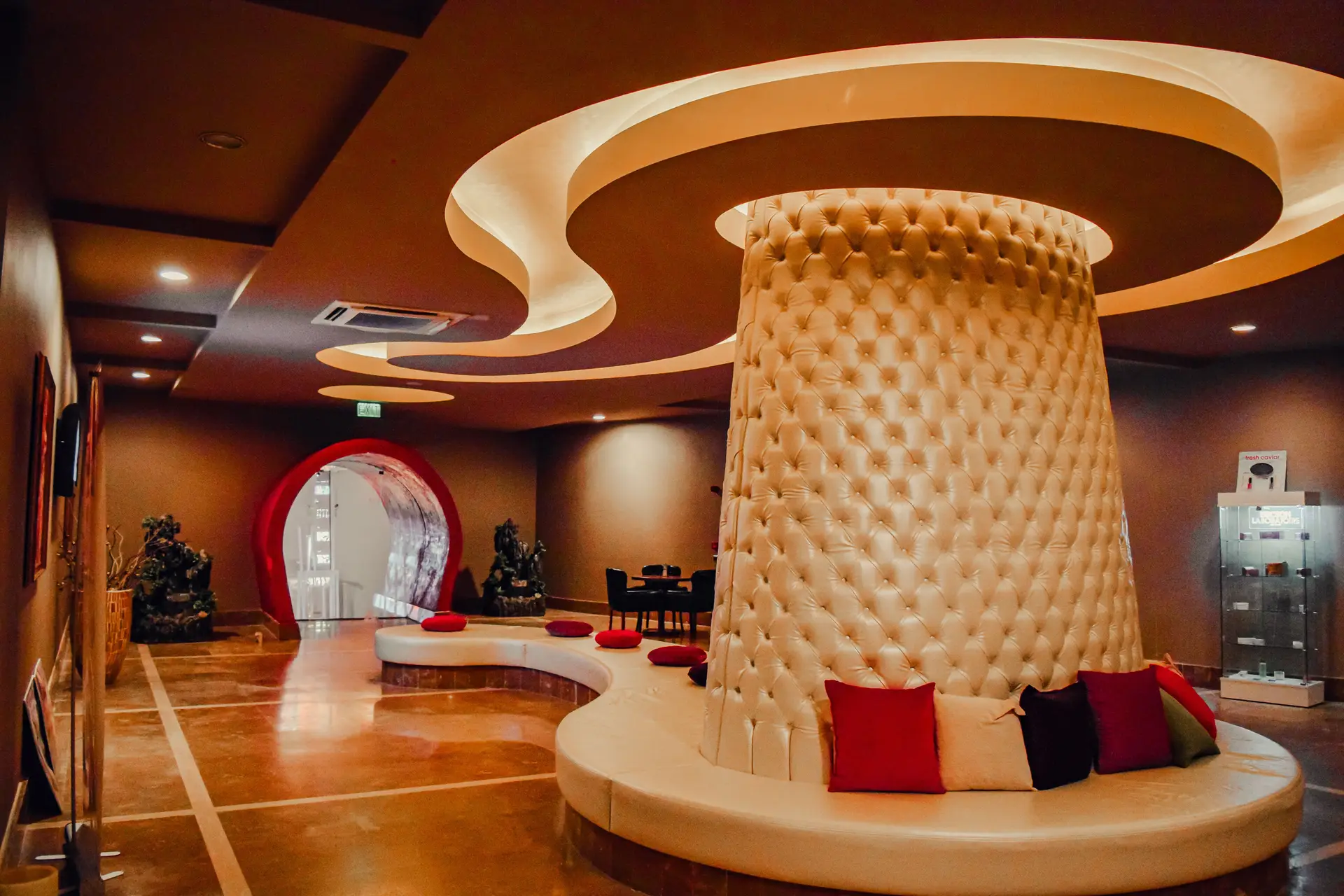 Luxury Lounge